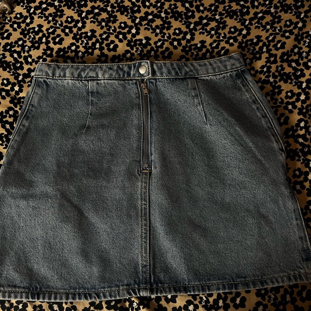 H&M Gray Mini A-Line Skirt Casual